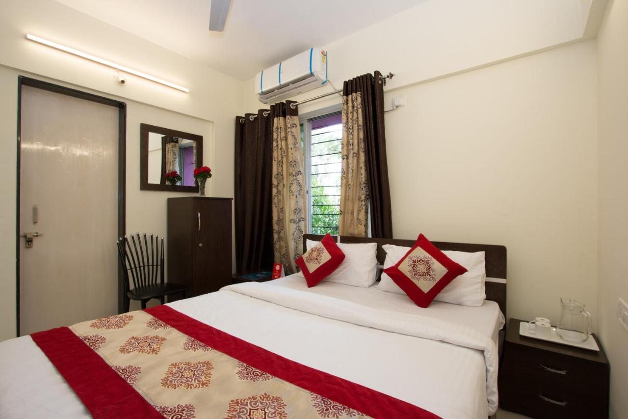 Oyo 9052 Leisurely Abode Hotel Khadki Exterior foto